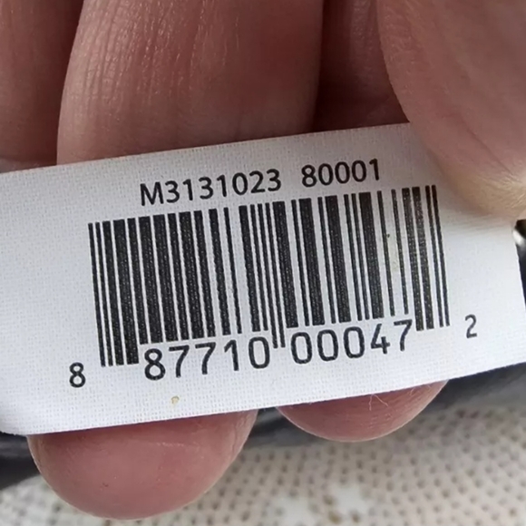 Marc Jacob's Crossbody Black Two Tone Hardware  purse - Picture 9 of 16